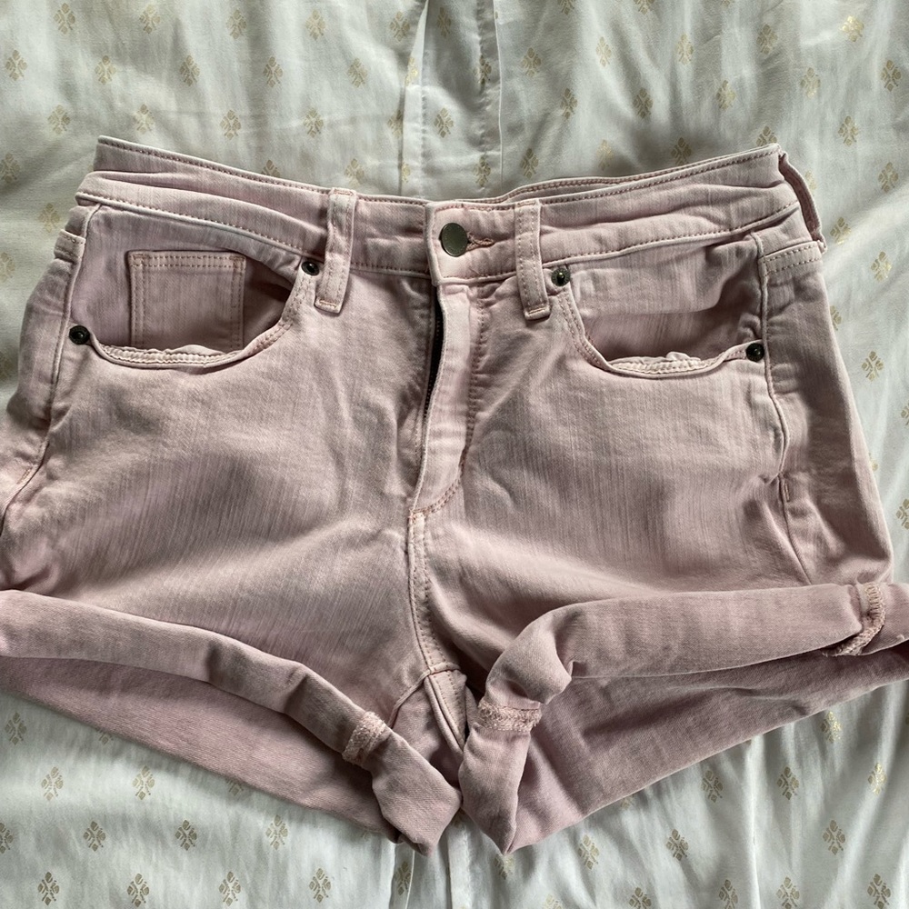 Universal Thread Pink High-Waisted Denim Shorts